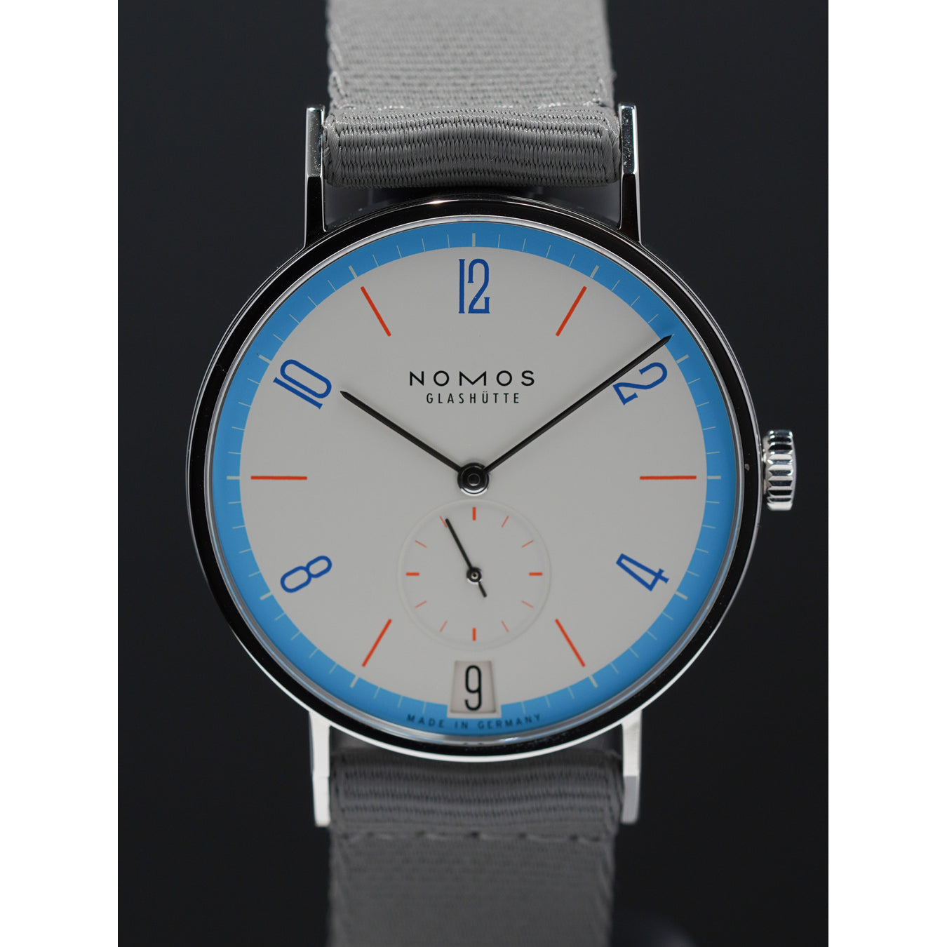 NOMOS Glashütte 179.S5 Tangente 38 Date Peace