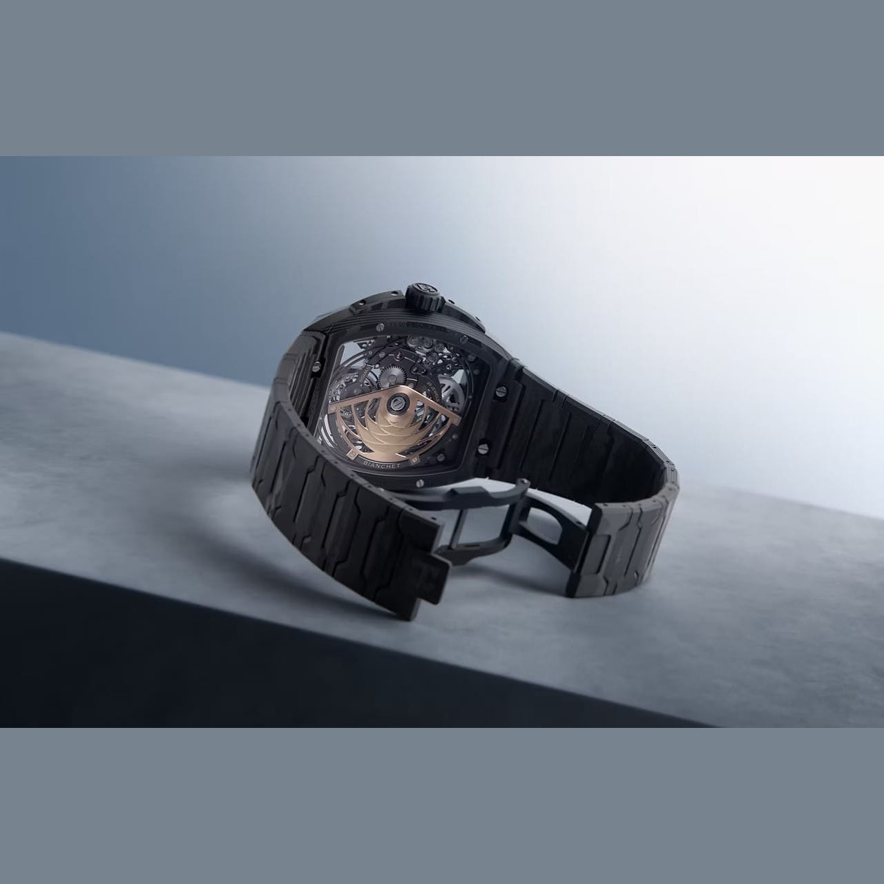 Bianchet Flying Tourbillon Ultrafino Skeleton Carbon Sky Blue UFFTSKCBSB