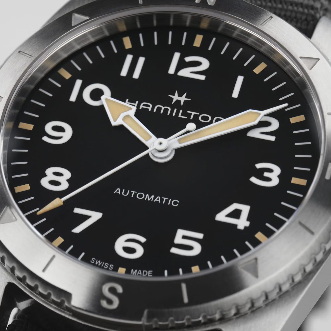 Hamilton H70225930 Khaki Field Expedition Auto 37mm