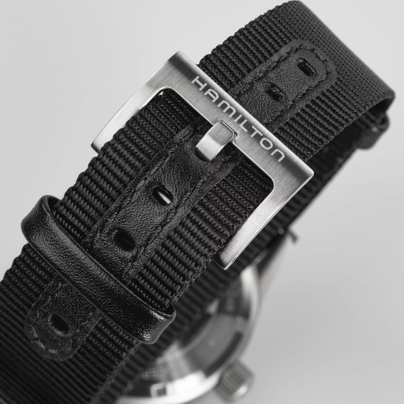 Hamilton H69439910 Khaki Field Mechanical 38mm