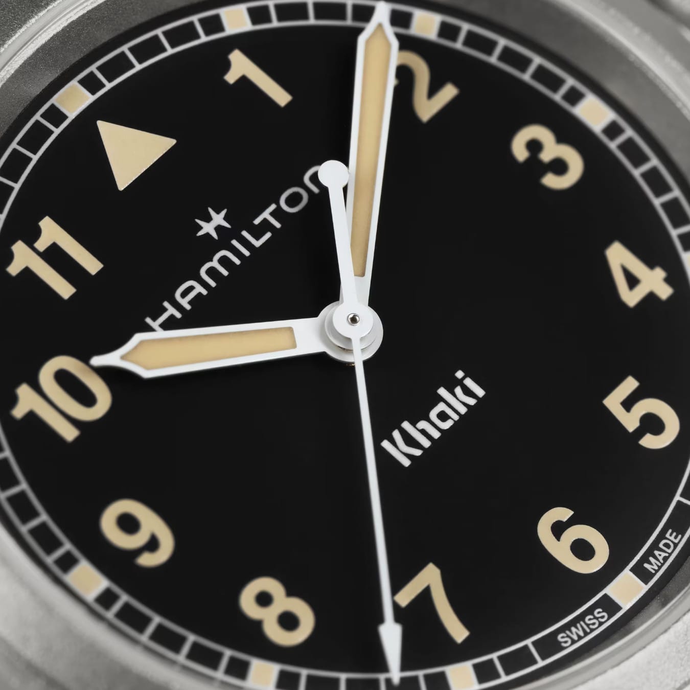 Hamilton H69301930 Khaki Field Quartz 33mm