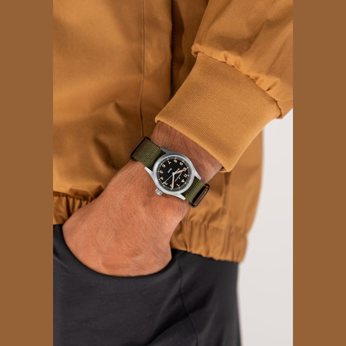 Hamilton H69301930 Khaki Field Quartz 33mm