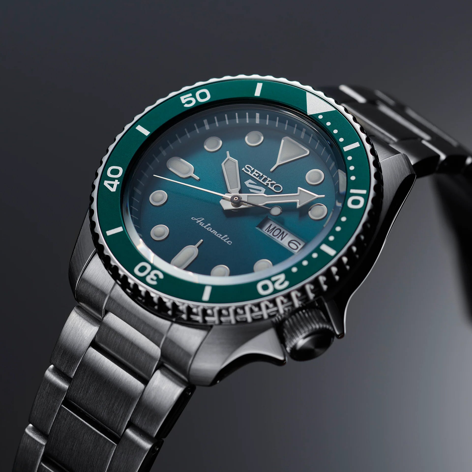 Seiko 5 Sports SRPD61