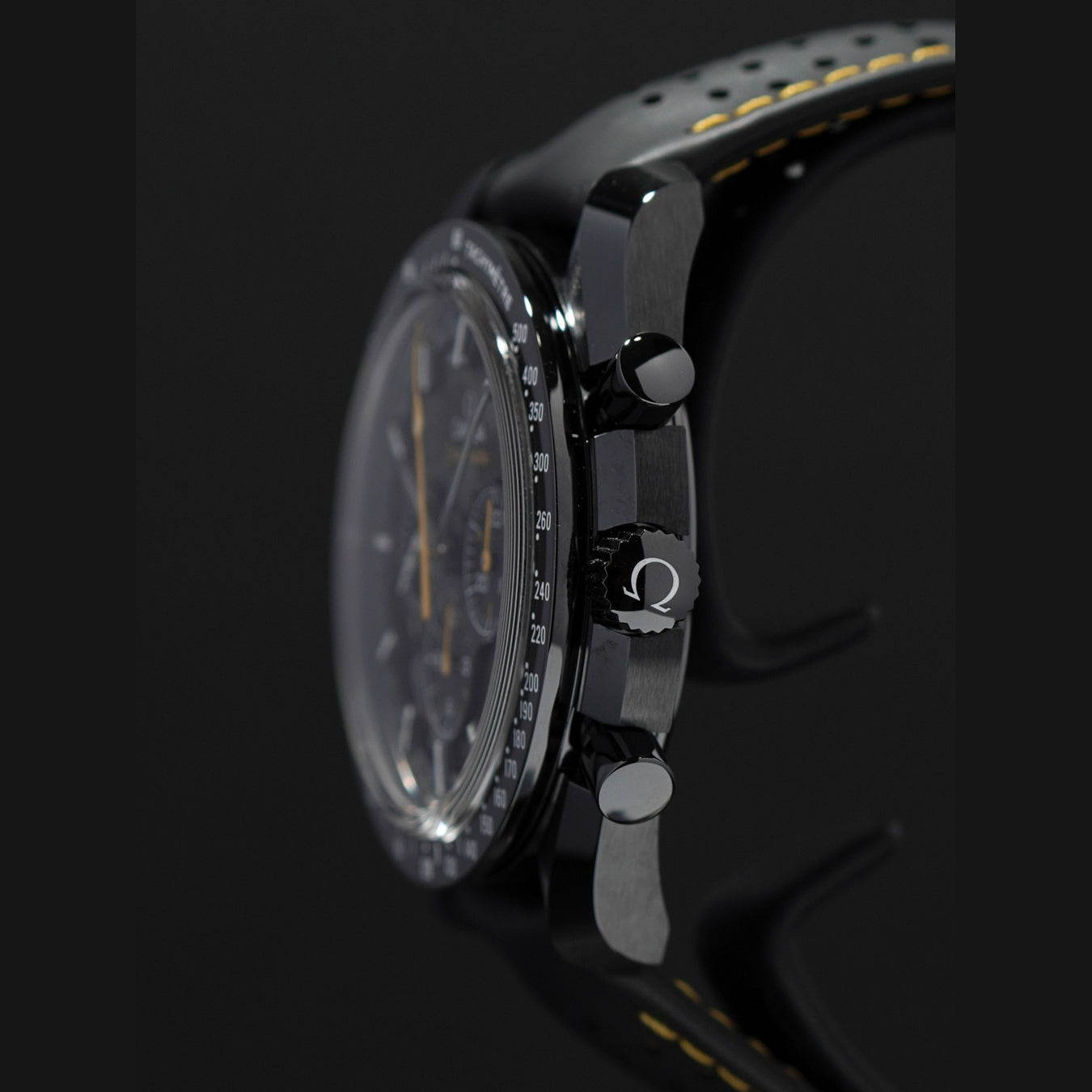 Omega Speedmaster Dark Side of the Moon Apollo 8 310.92.44.50.01.001