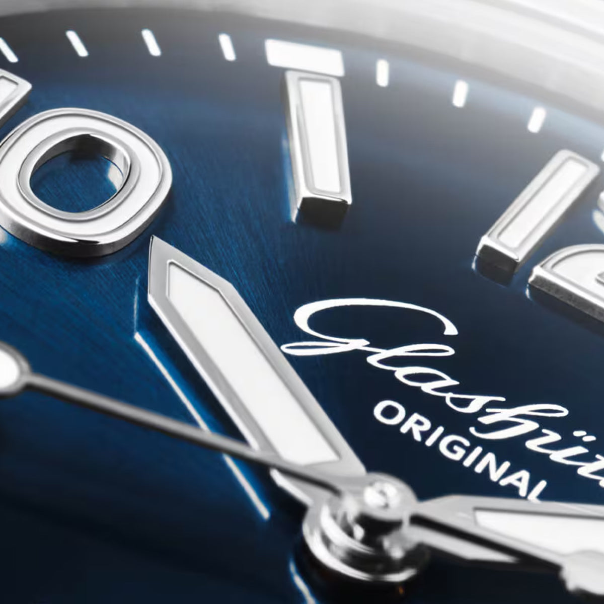 Glashütte Original 1-39-11-09-61-70 SeaQ Blue Dial on Bracelet with Exhibition Caseback
