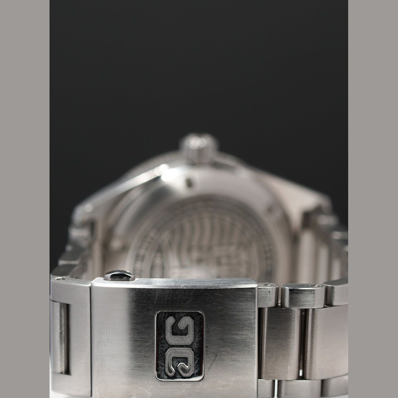 Glashütte Original SeaQ on Bracelet 1-39-11-06-80-70