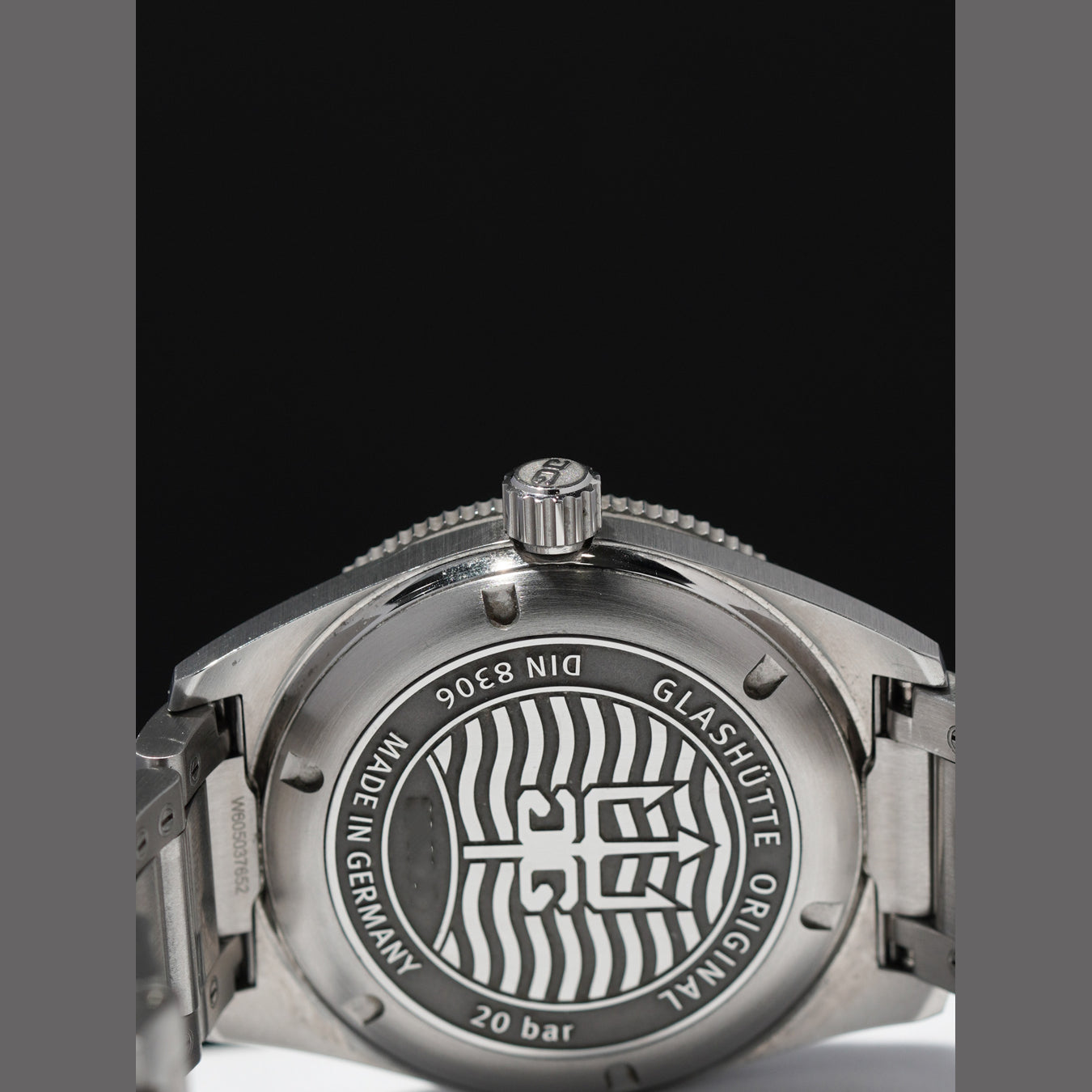 Glashütte Original SeaQ on Bracelet 1-39-11-06-80-70