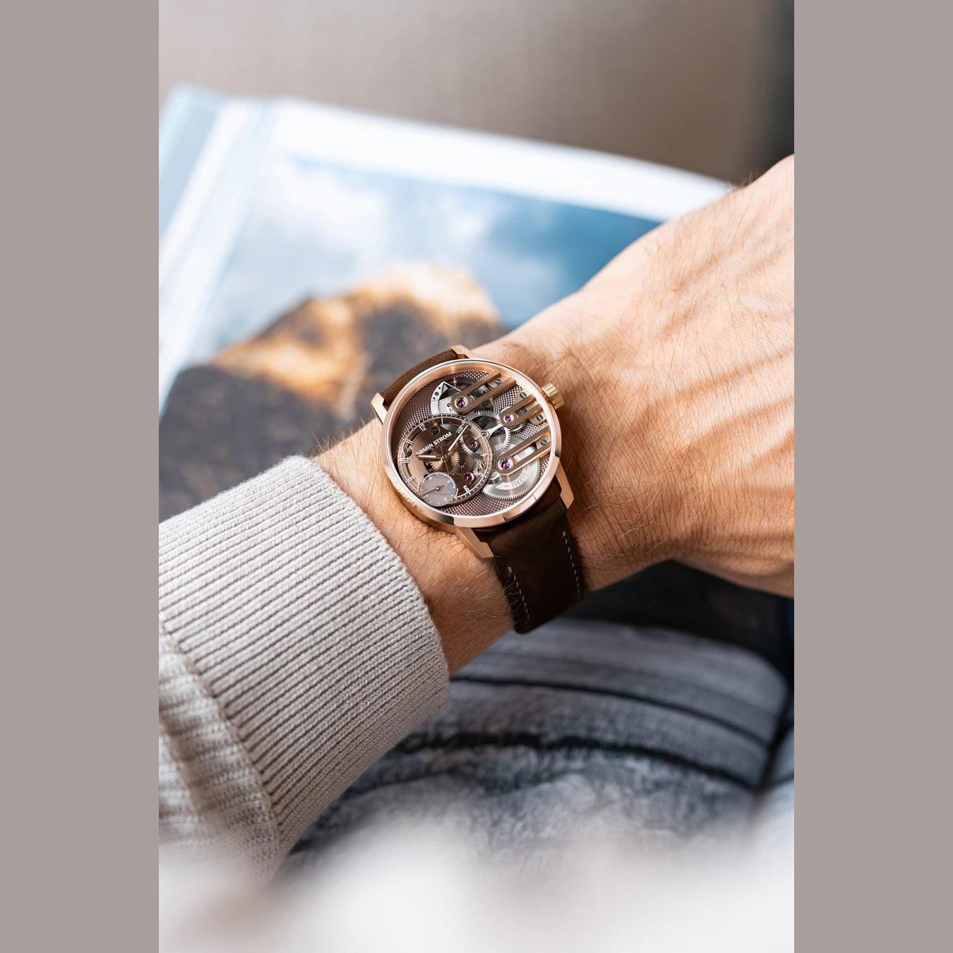 Armin Strom Gravity Equal Force Ultimate Sapphire Rose Gold