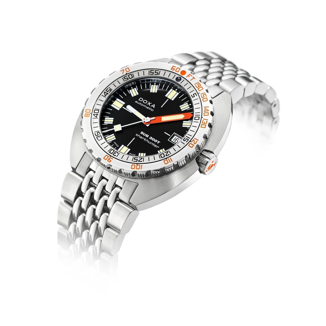 DOXA Sub 300T Sharkhunter 840.10.101.10 on Bracelet