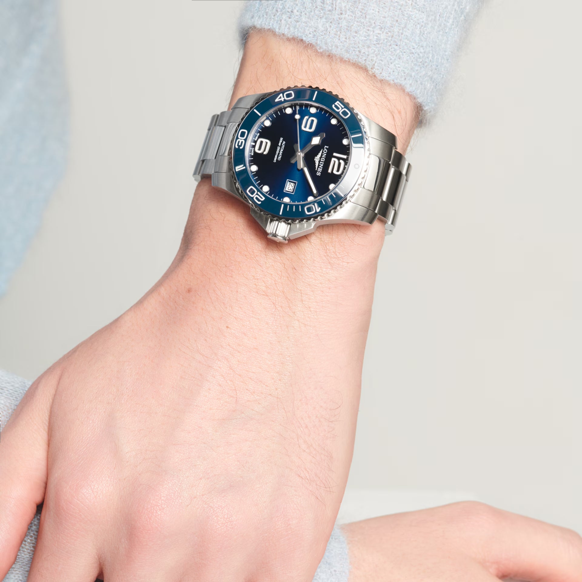 Longines Hydroconquest 43mm Blue Dial on Bracelet L3.782.4.96.6