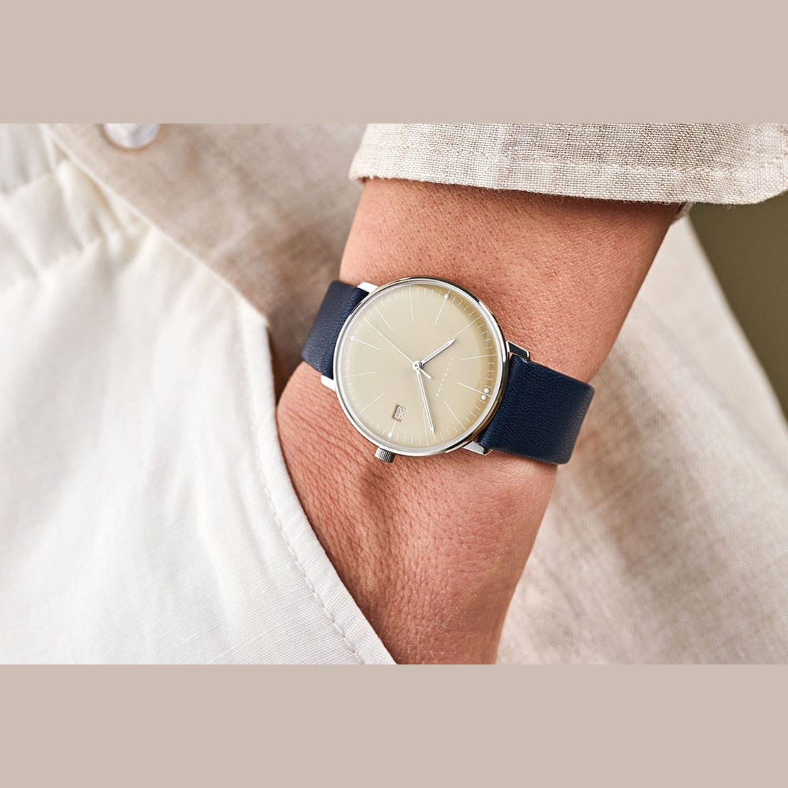 Junghans 047/4553.02 Max Bill