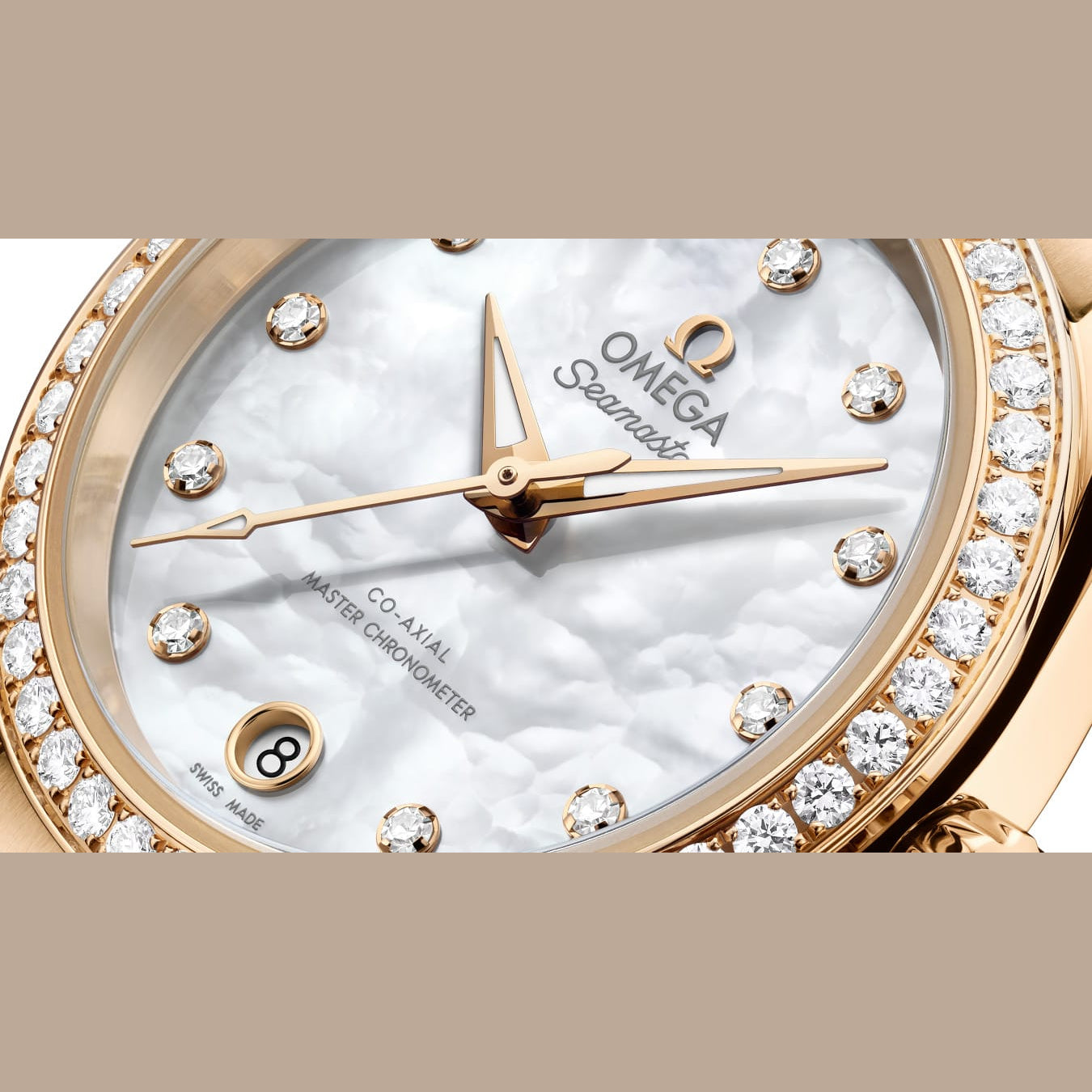 Omega 220.55.30.20.55.001 Seamaster Aqua Terra 150M Moonshine™ Gold 30mm
