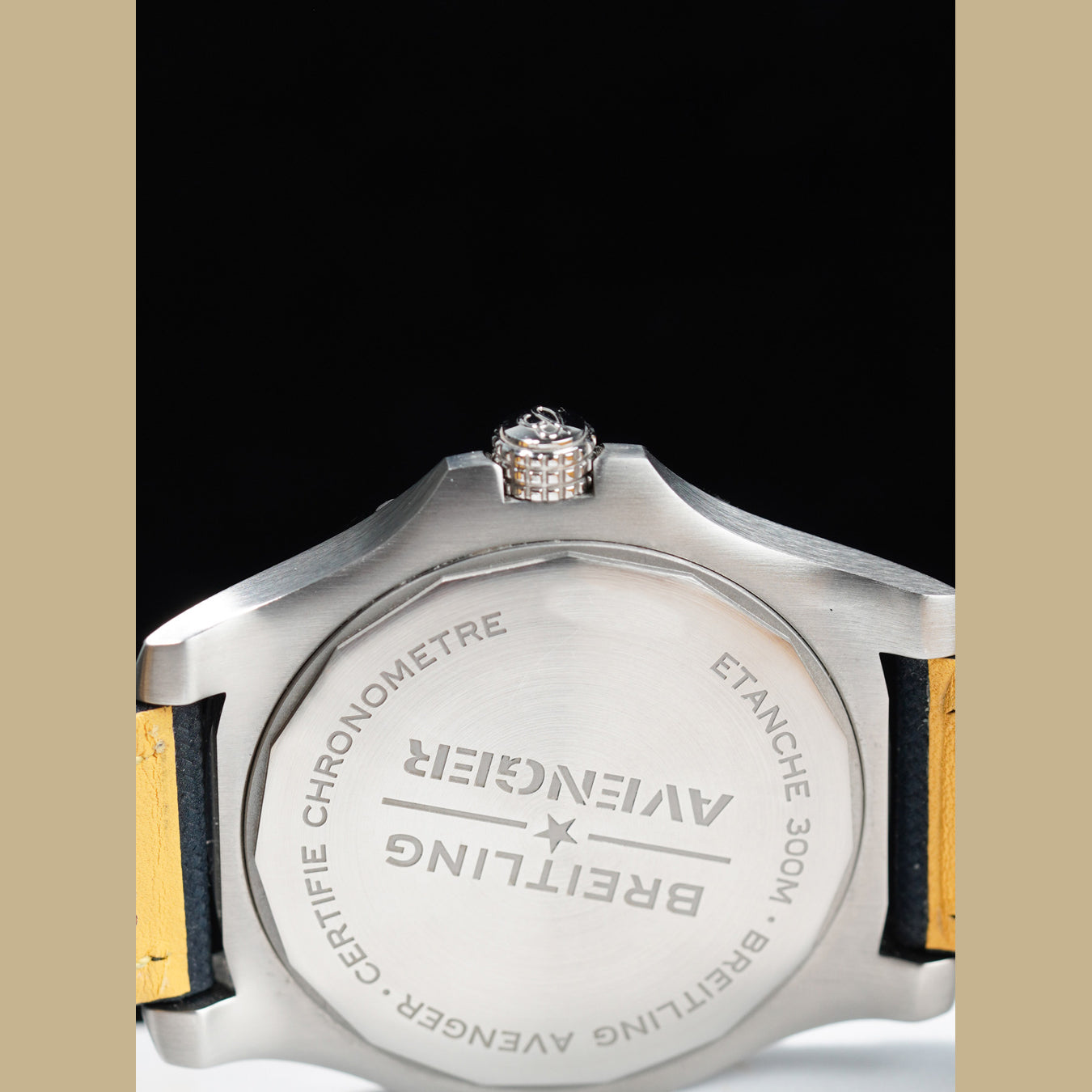 Breitling A17328101C1X1 Avenger 42