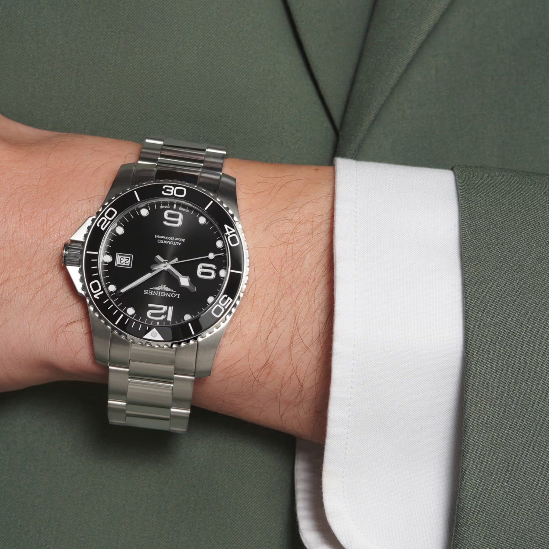 Longines Hydroconquest Black Dial on Bracelet
