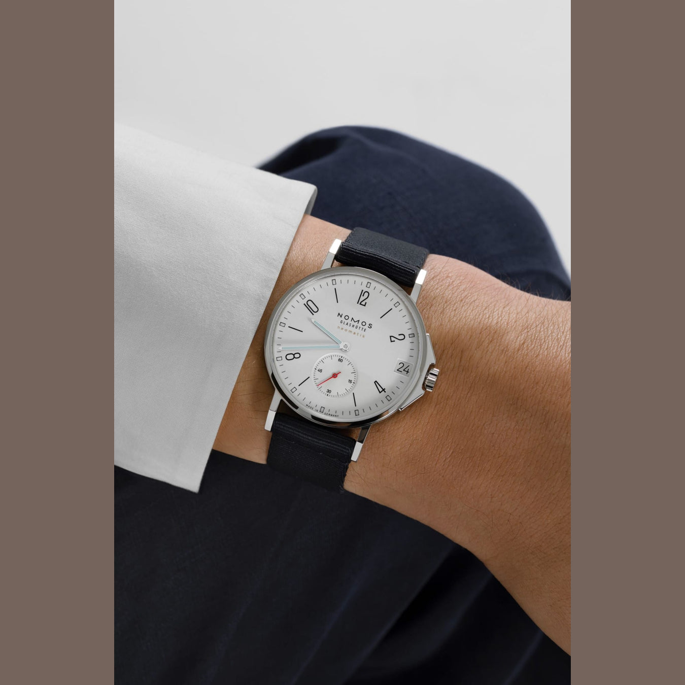 NOMOS Glashütte 525.SB Ahoi Neomatik 38 Date