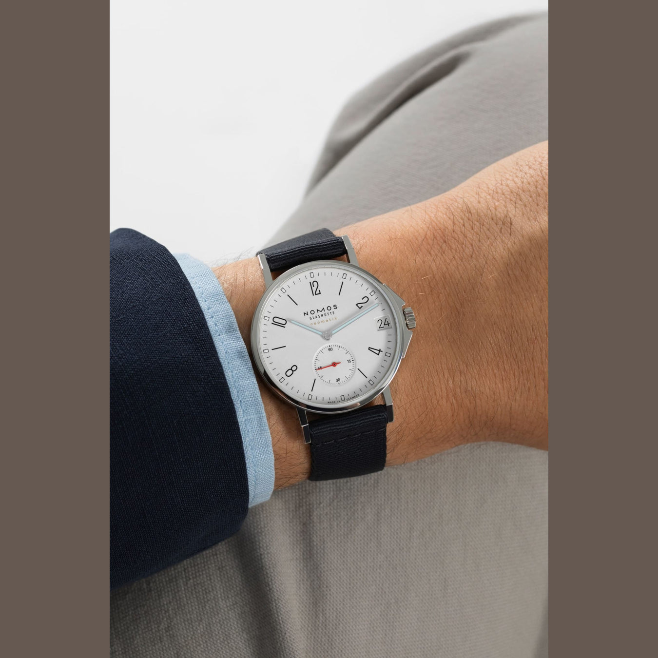 NOMOS Glashütte 525 Ahoi Neomatik 38 Date