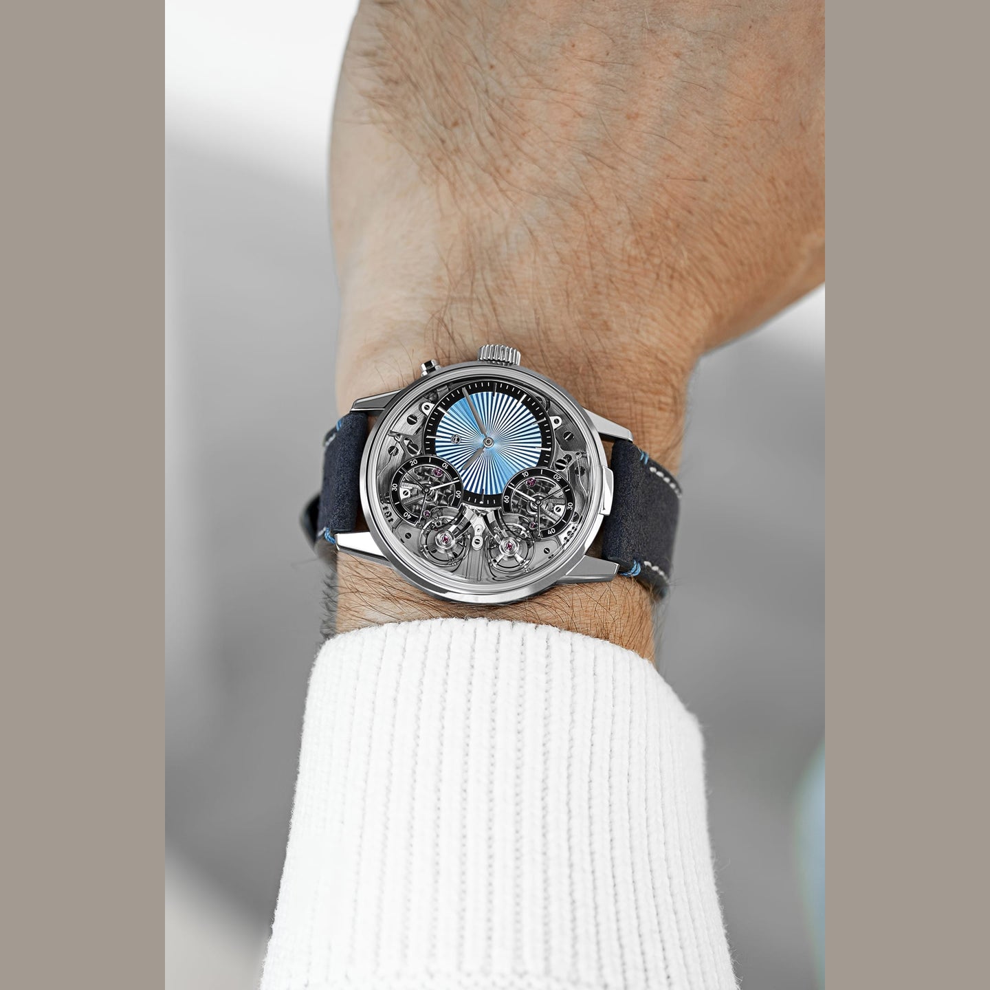 Armin Strom ST25.RF.05 Mirrored Force Resonance Ice Blue