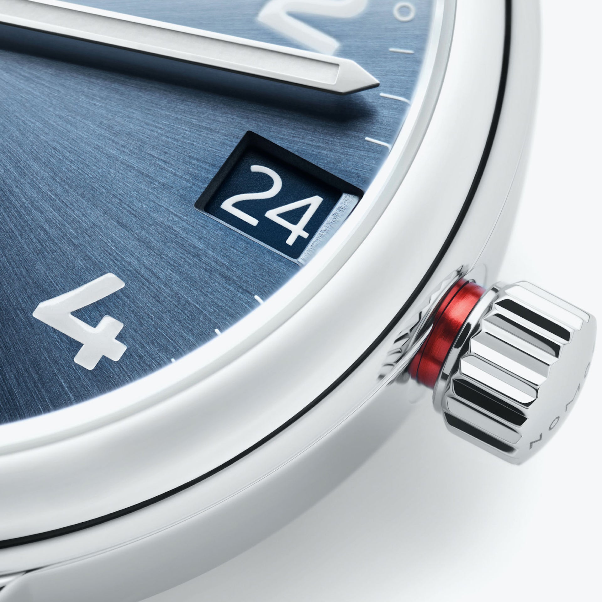 NOMOS Glashütte Club Sport Neomatik 42mm Date Blue