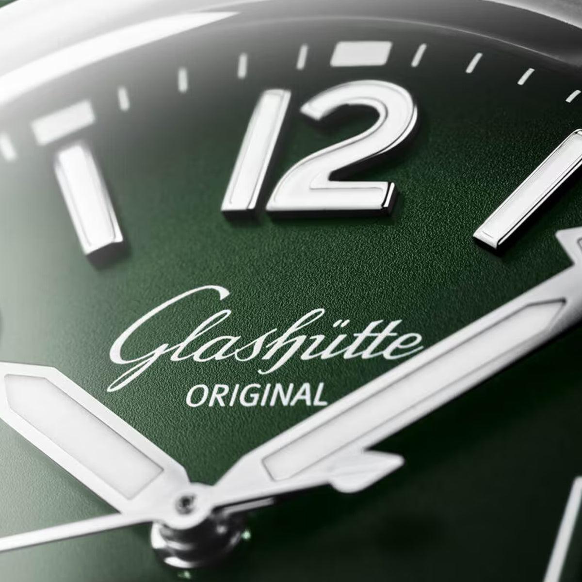 Glashütte Original 1-39-11-13-63-70 SeaQ Reed Green Dial On Bracelet with Exhibition Caseback