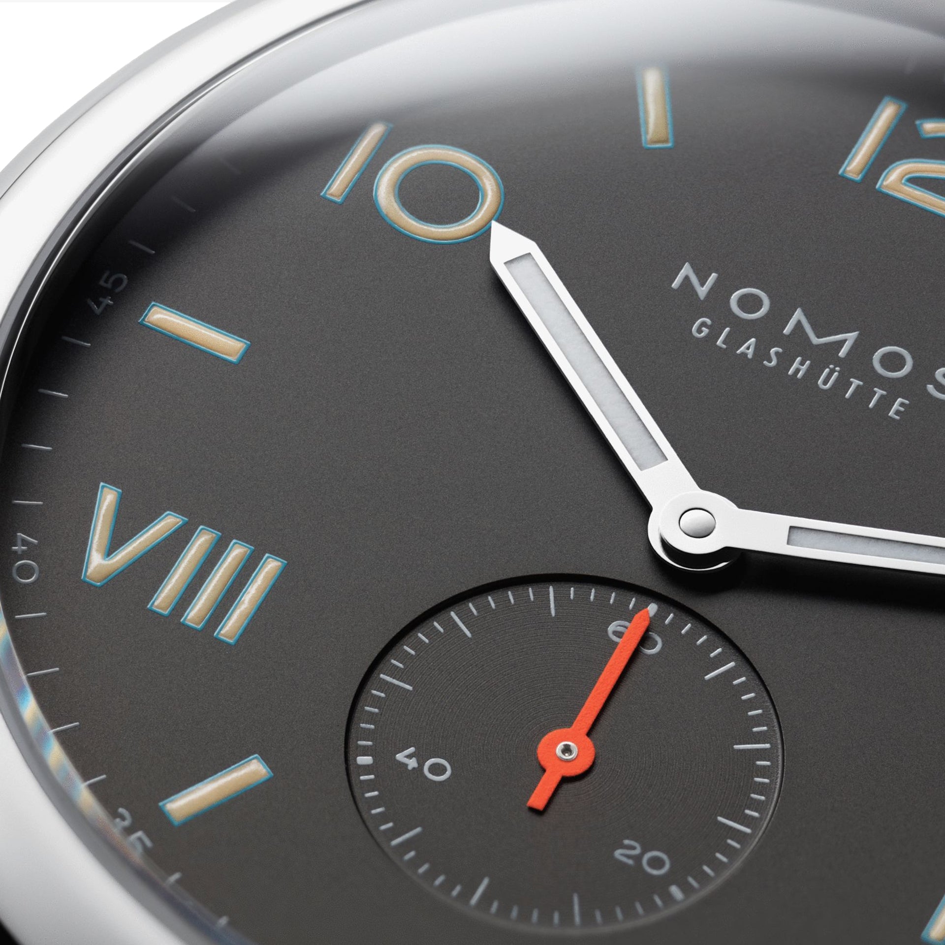 NOMOS Glashütte Club 38 Night