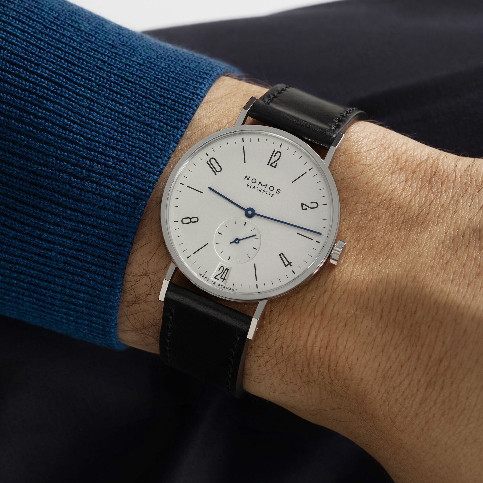 NOMOS Glashütte Tangente 38 Datum