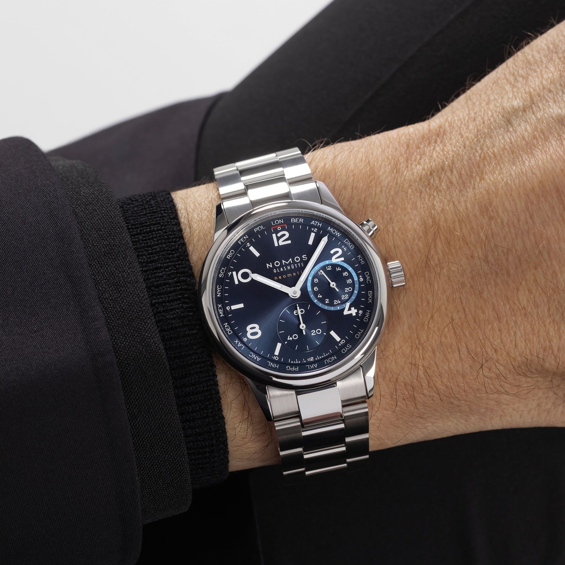 NOMOS Glashütte Club Sport Neomatik Worldtimer Blue