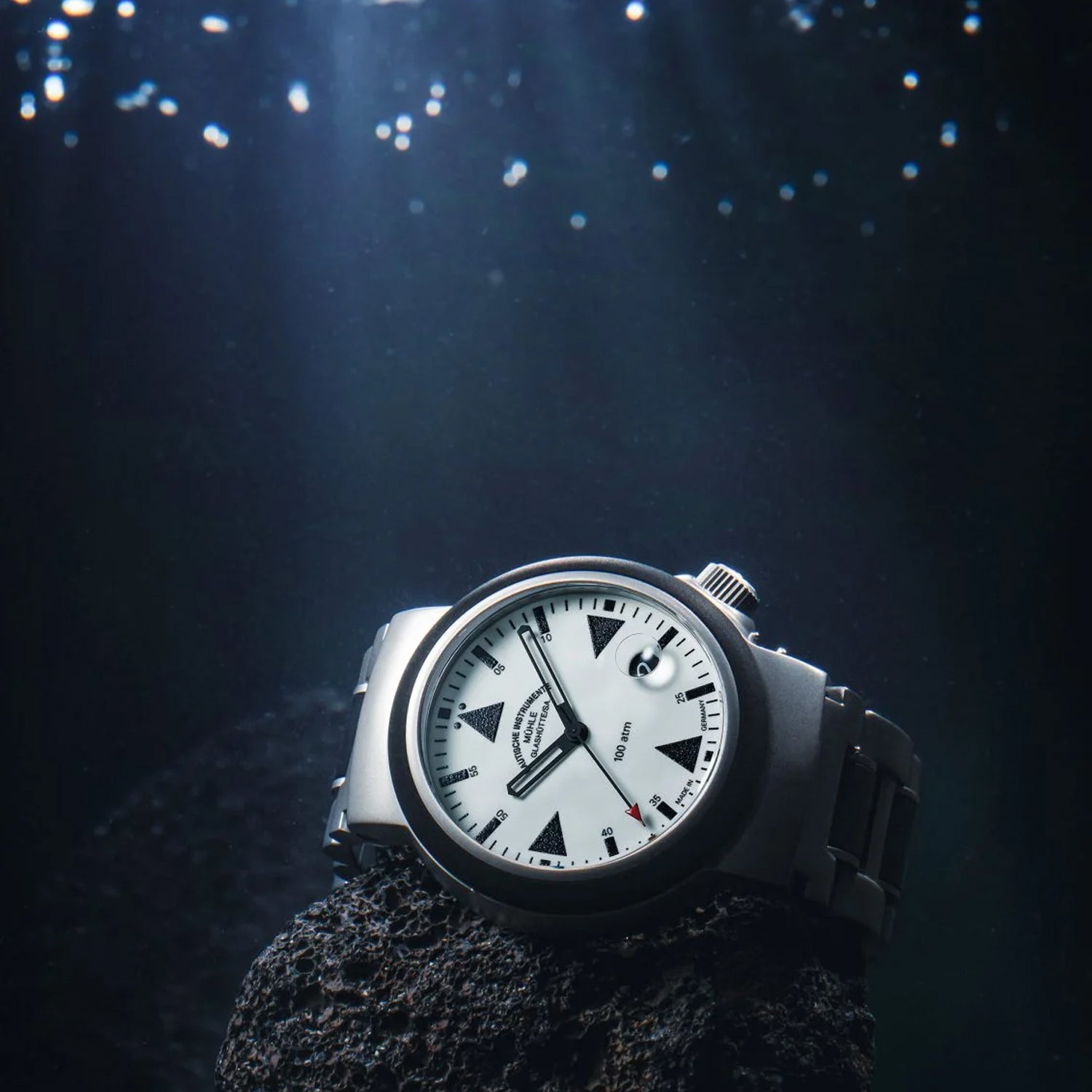 Mühle Glashütte S.A.R Rescue-Timer Lumen on Bracelet