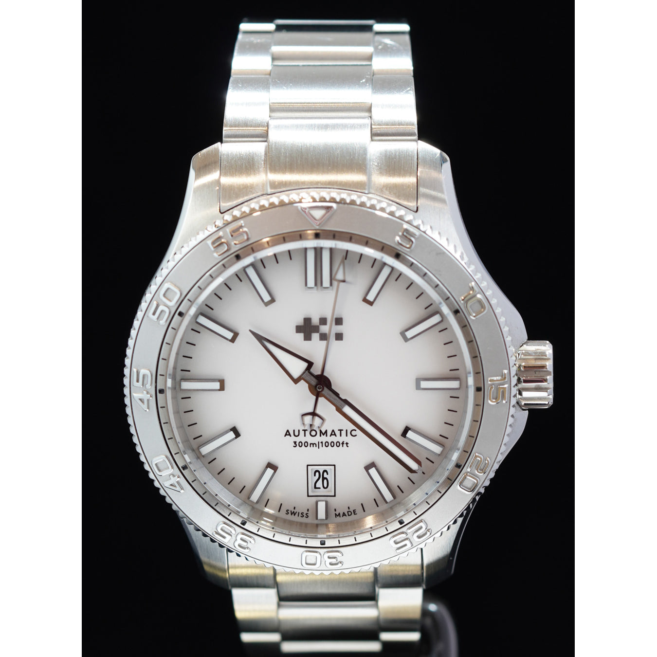 Christopher Ward C60 Atoll 300 40mm Shark White Automatic Bader Bracelet
