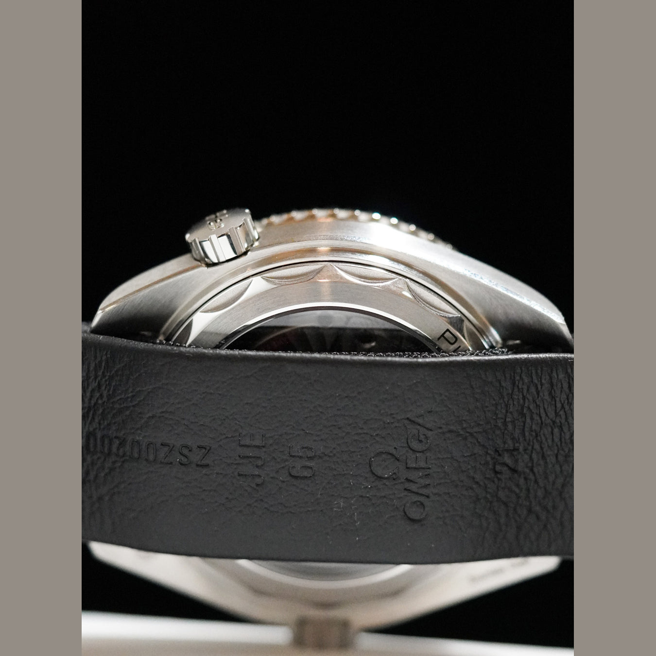 Omega 215.32.44.21.01.001 Planet Ocean 600m co-axial Master Chronometer