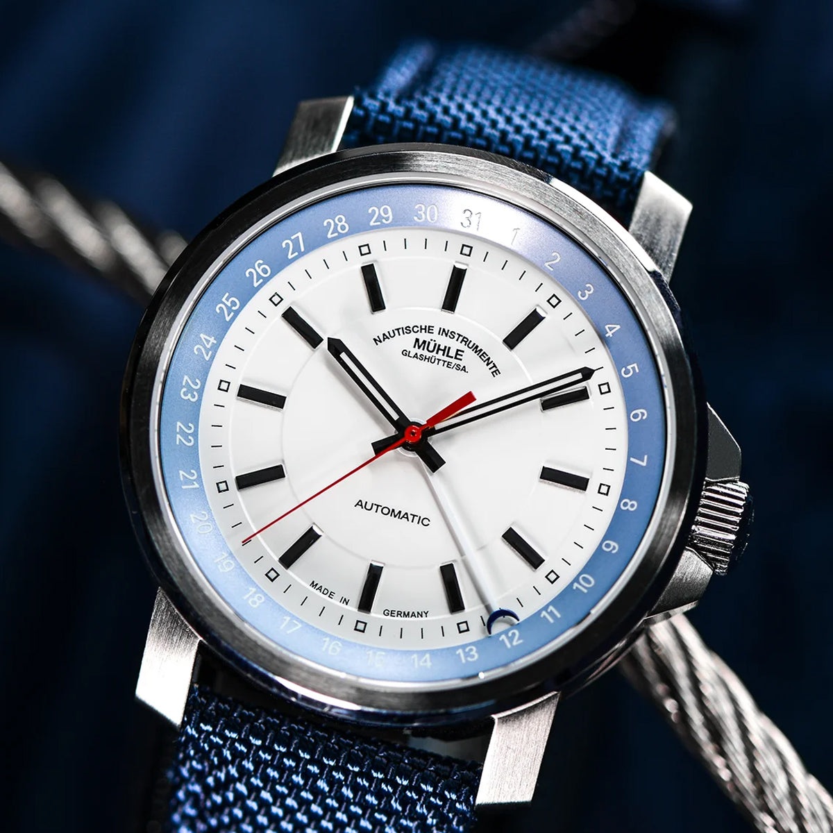 Mühle Glashütte 29ER Zeigerdatum M1-25-32-CB