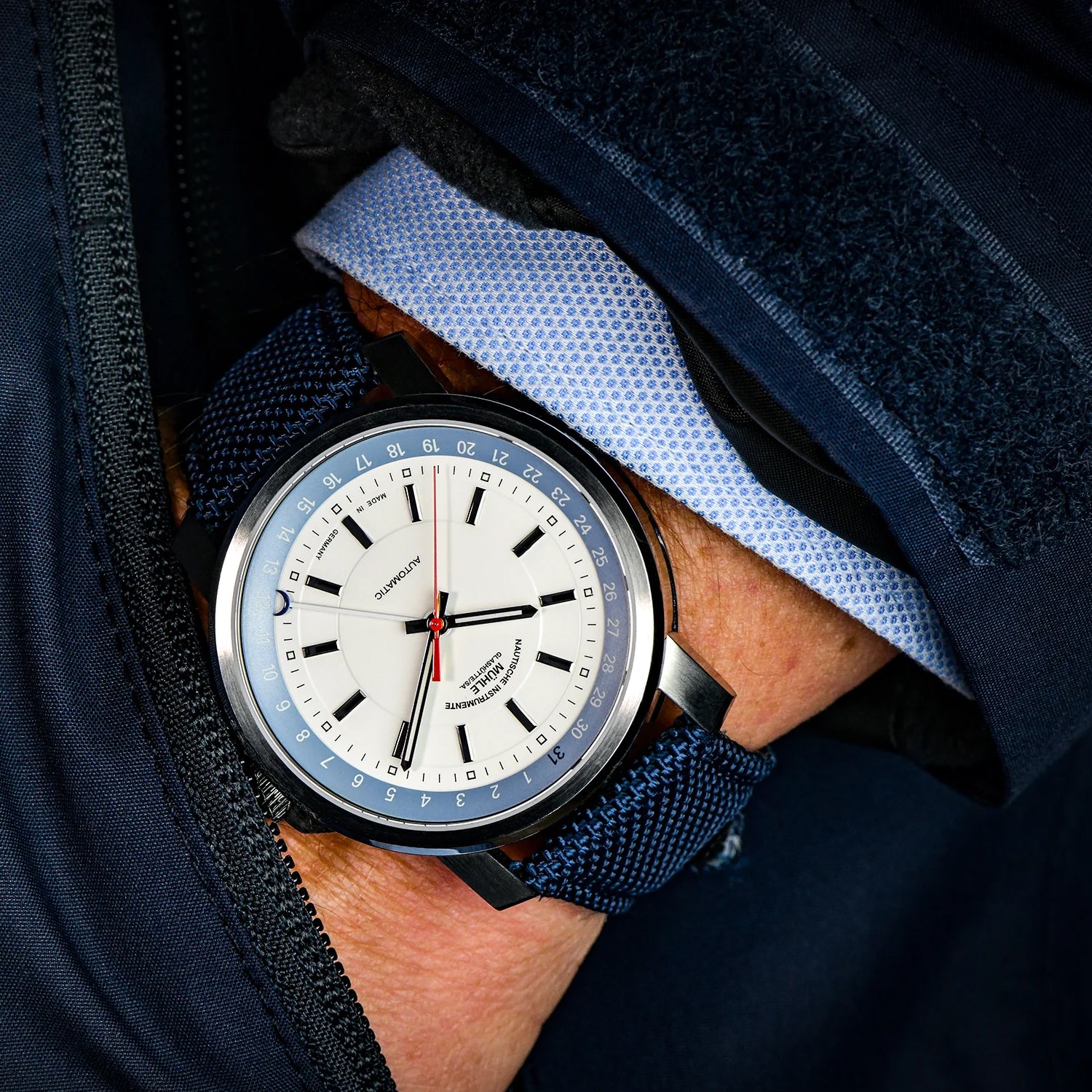 Mühle Glashütte 29ER Zeigerdatum M1-25-32-CB