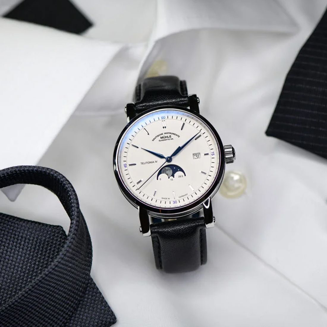 Mühle Glashütte Teutonia IV Moonphases on Strap