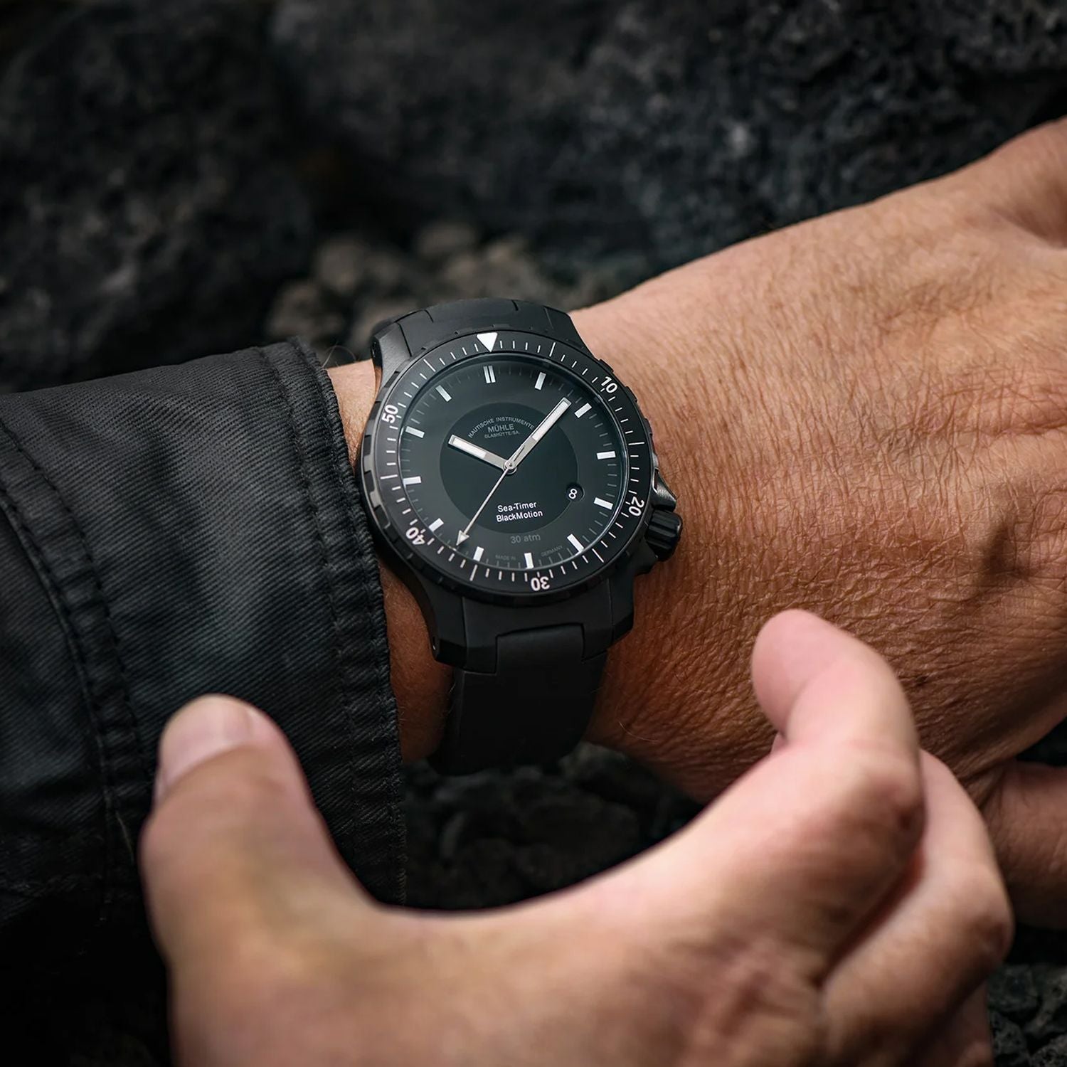 Mühle Glashütte Sea-Timer BlackMotion