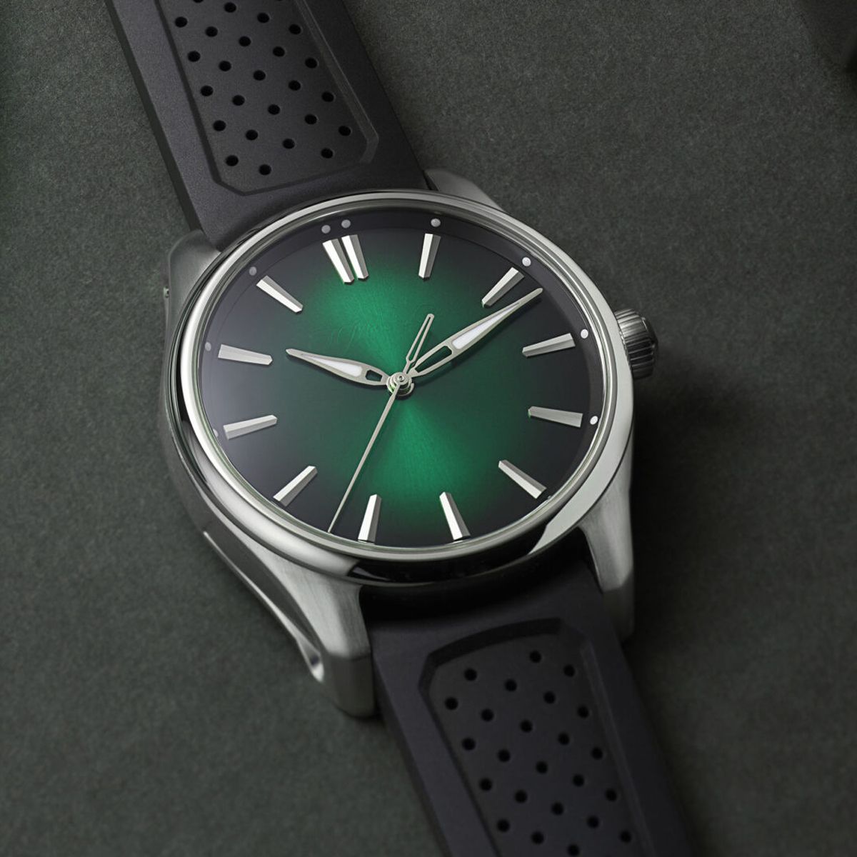 H. Moser & Cie. Pioneer Centre Seconds Cosmic Green