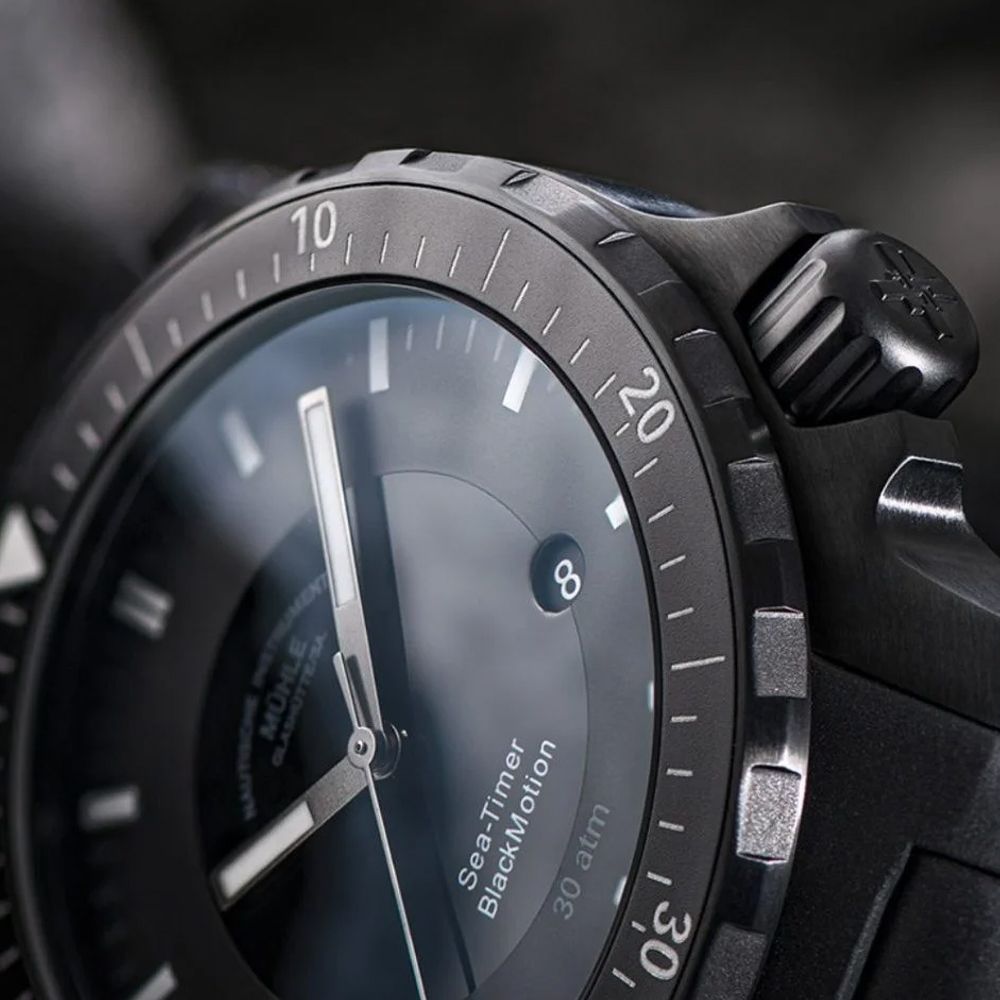 Mühle Glashütte Sea-Timer BlackMotion