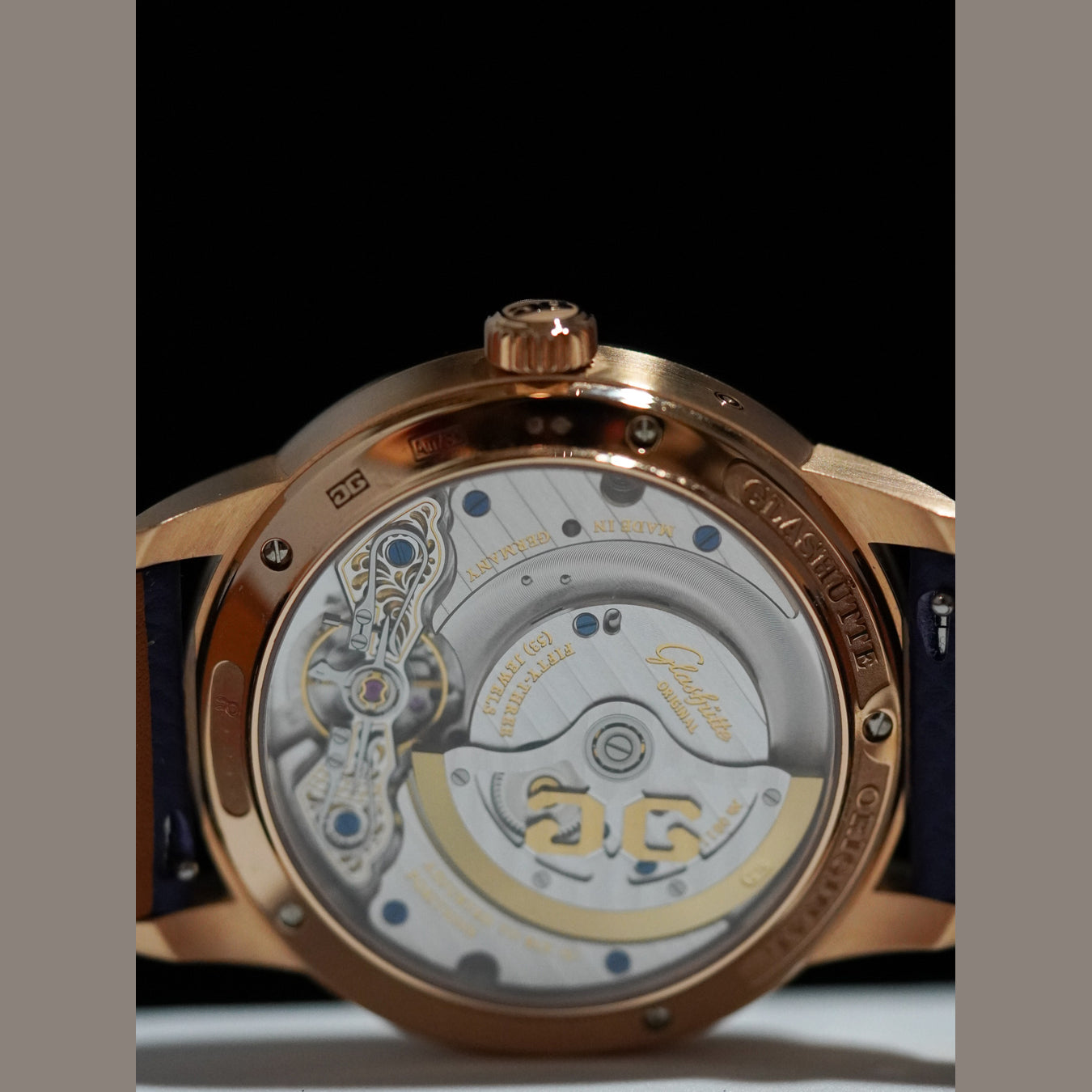 Glashütte Original 1-92-09-02-05-62 PanoMaticCalendar