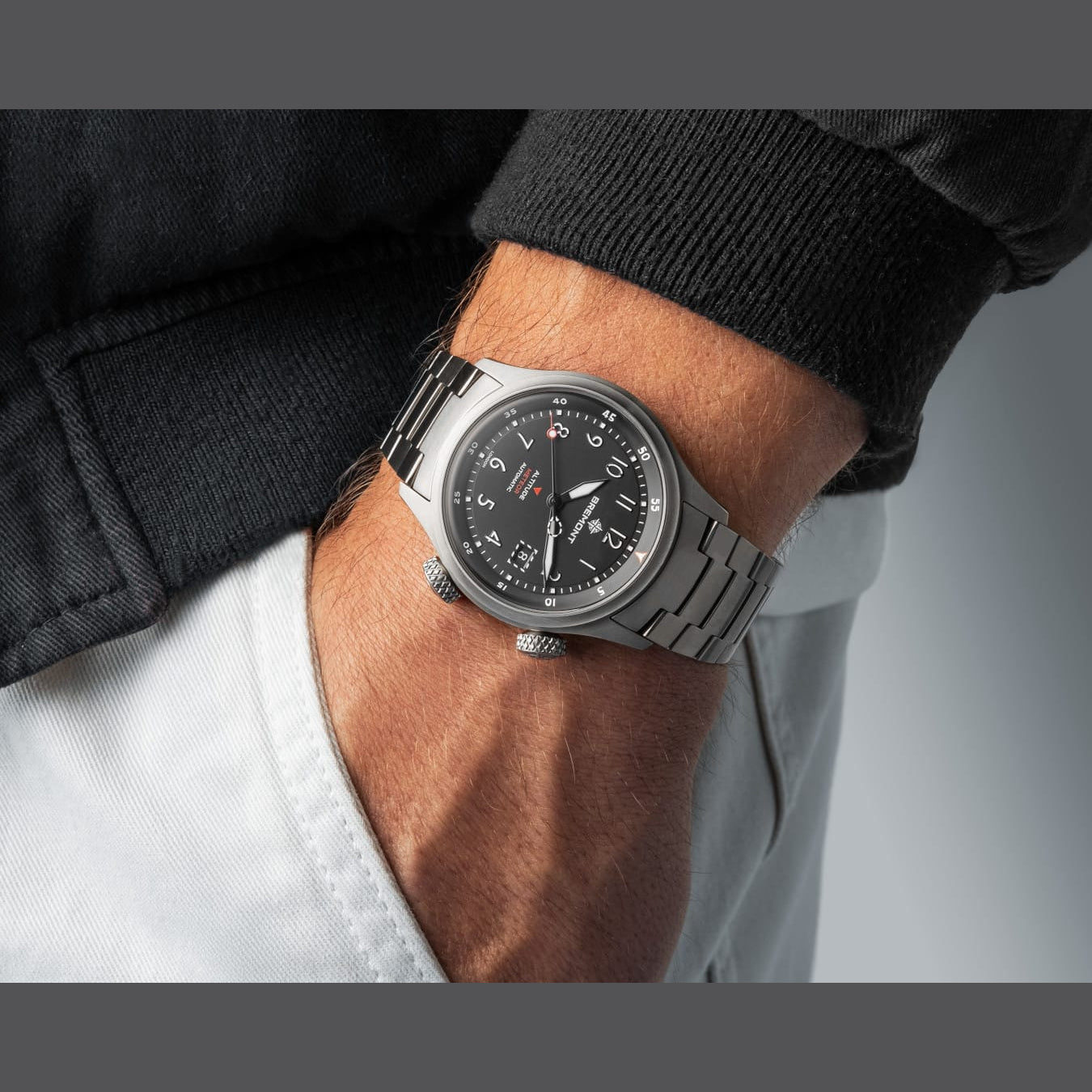 Bremont Altitude MB Meteor Orange Black Dial on Bracelet