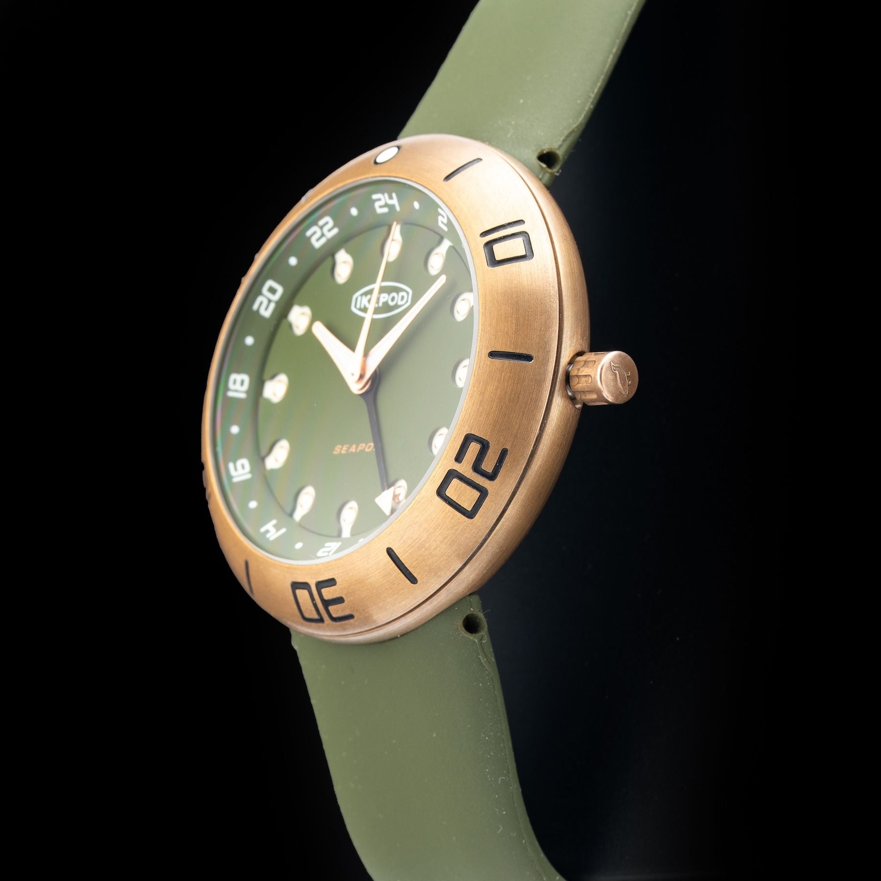 Ikepod S006-SI-LV Seapod GMT Diver Bronze Yves