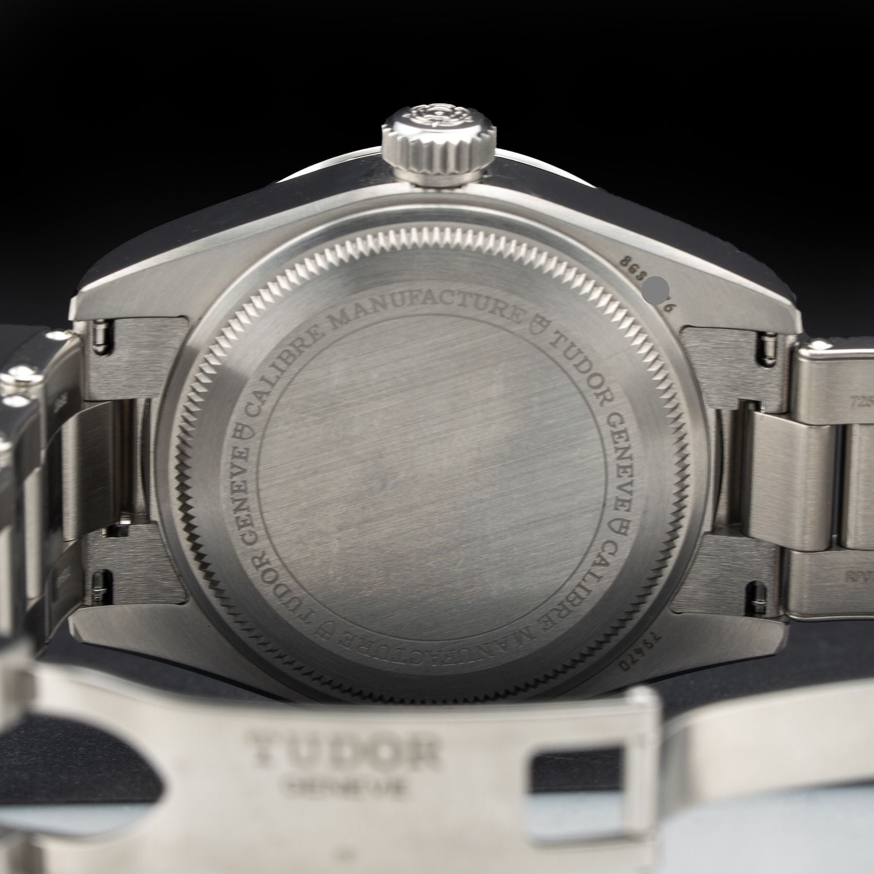 TUDOR Black Bay Pro M79470-0001