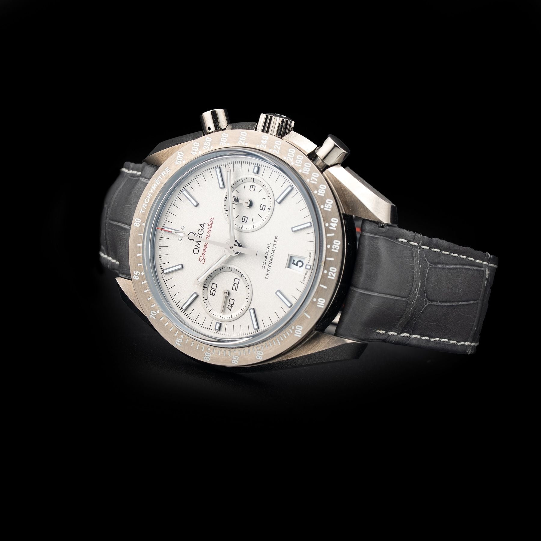 Omega Speedmaster Grey Side of The Moon 311.93.44.51.99.001