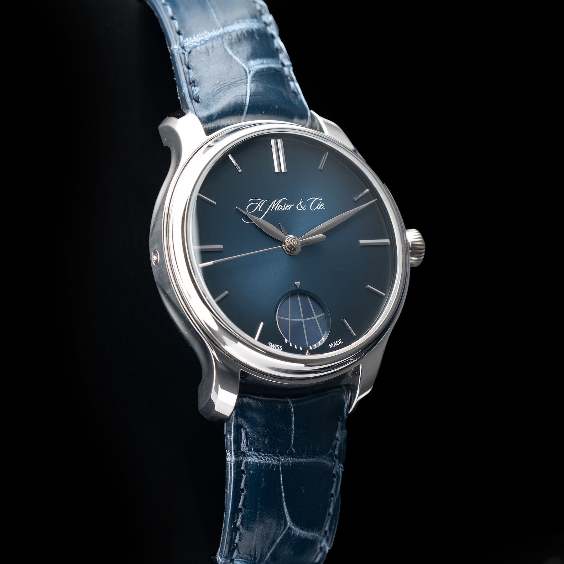 H. Moser & Cie. 348-901 Endeavour Moon