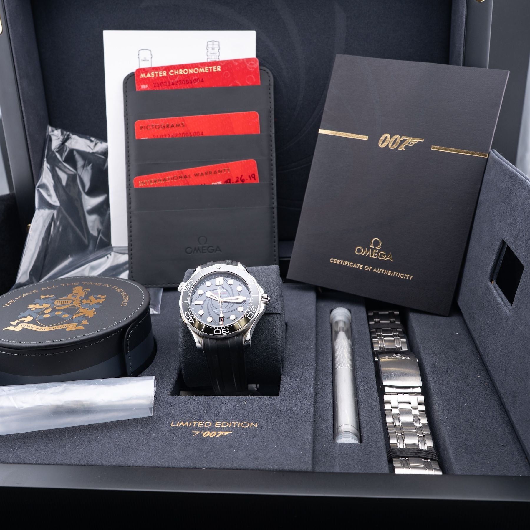 Omega 210.22.42.20.01.004 Seamaster Diver 300M