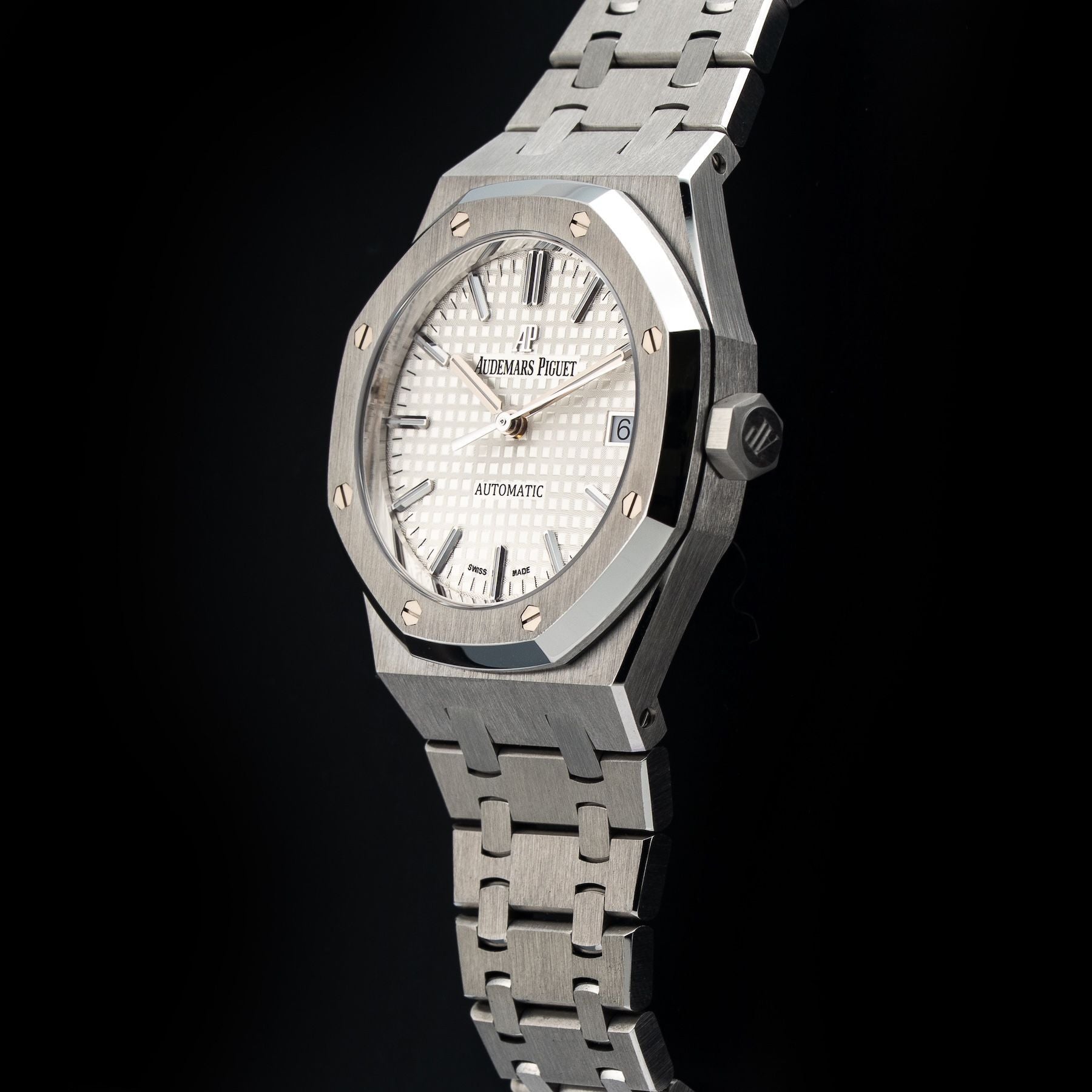 Audemars Piguet 15450ST.OO.1256ST.01 Royal Oak Selfwinding White Dial 37mm
