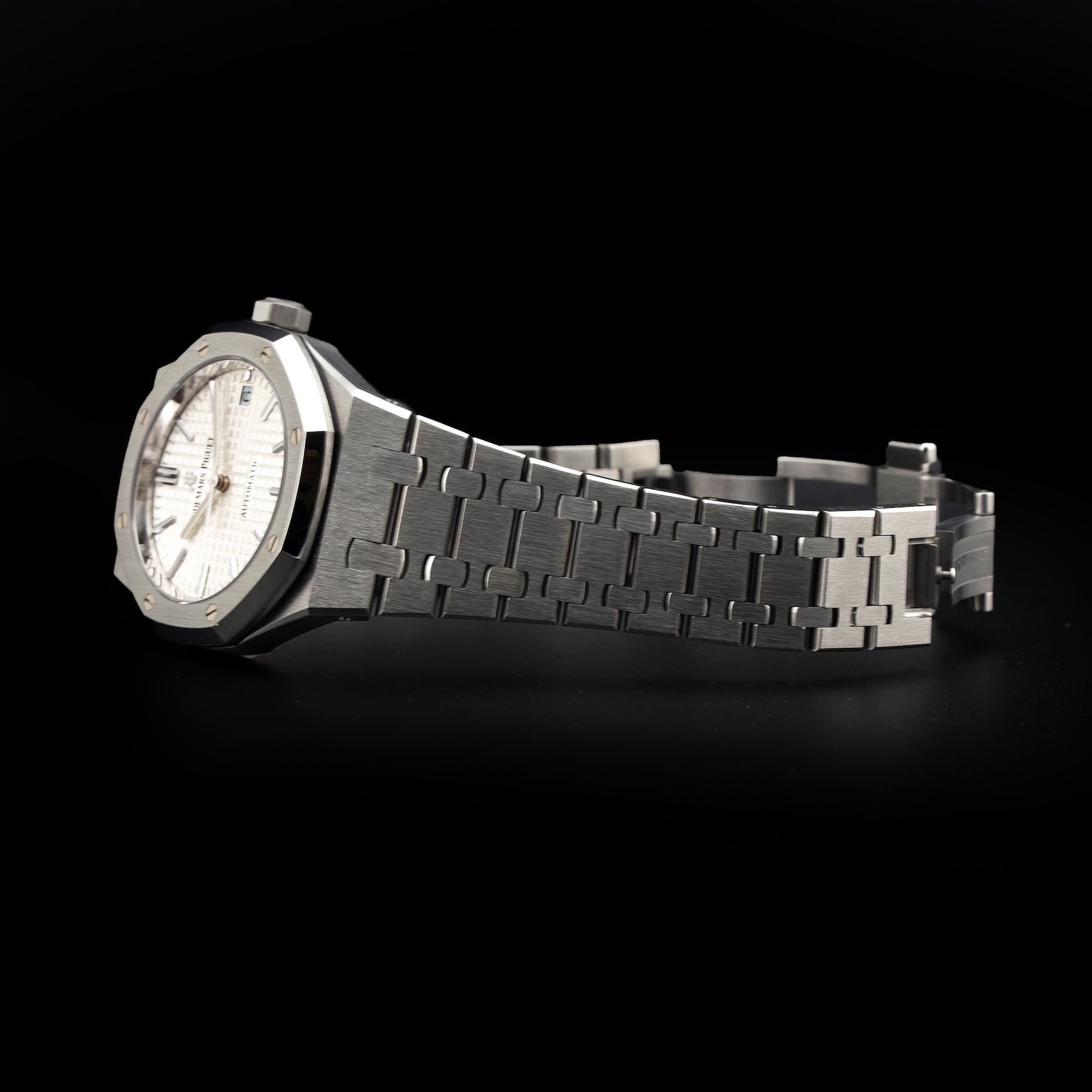 Audemars Piguet 15450ST.OO.1256ST.01 Royal Oak Selfwinding White Dial 37mm