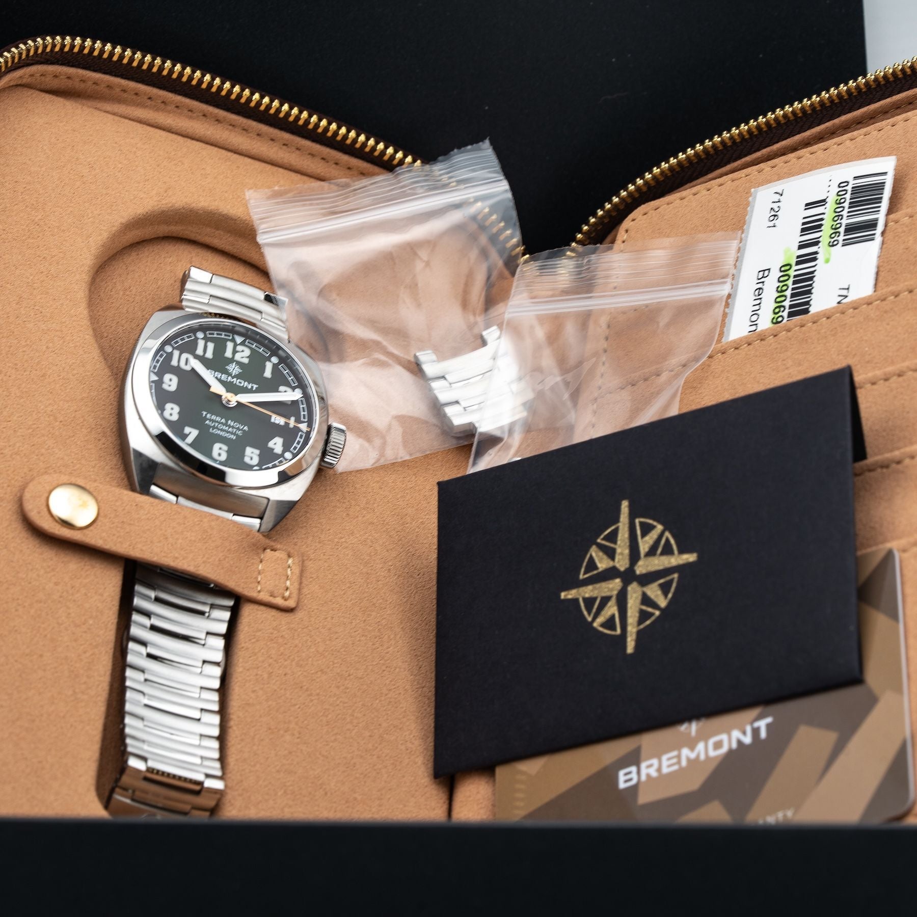 Bremont TN40-DT-SS-GN-B Terra Nova 40.5 Date Green Dial On Bracelet