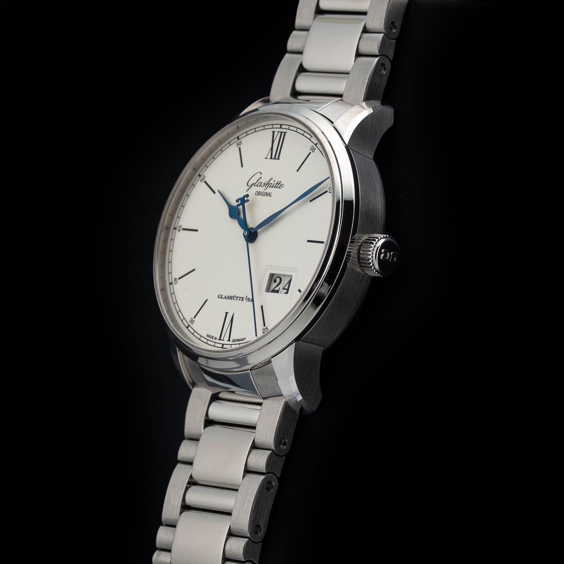 Glashütte Original 1-36-03-01-02-70 Senator Excellence Panorama Date