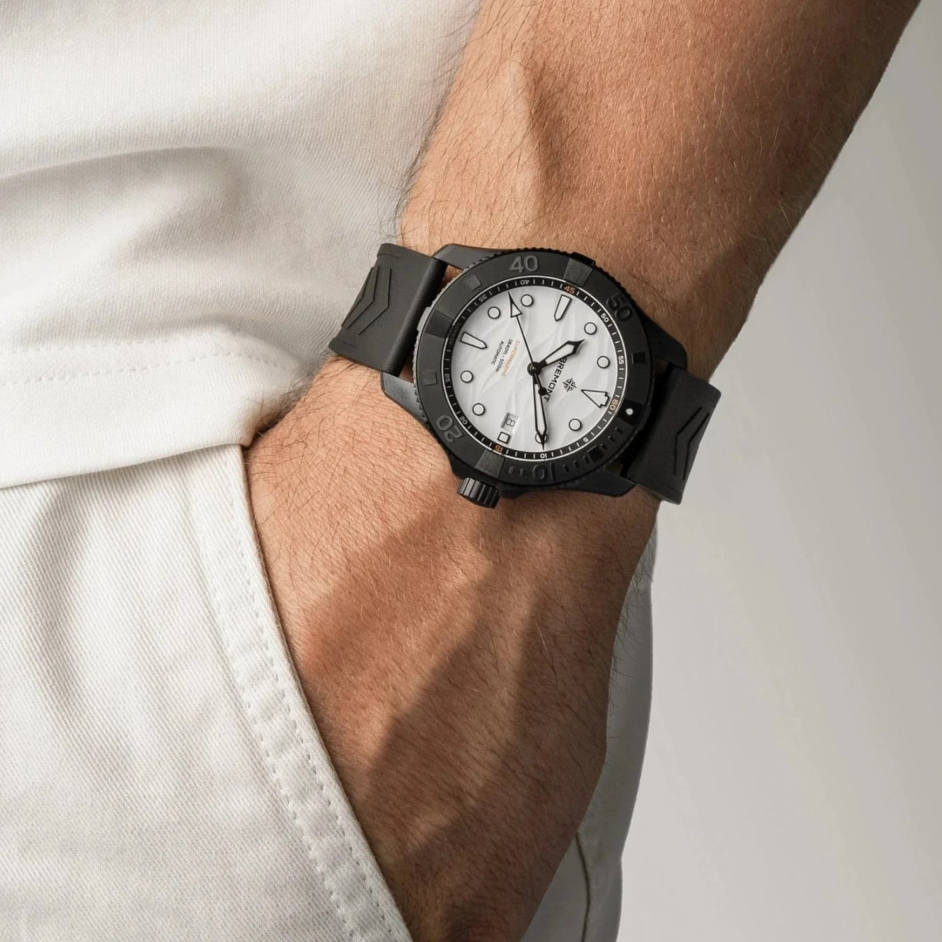 Bremont SM43-DT-BKCER-WH-R-S Supermarine Full Ceramic Polar White