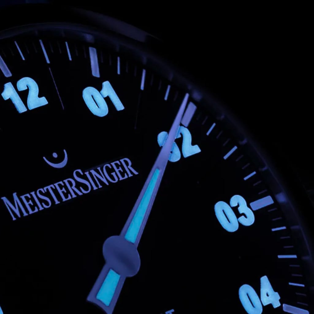 Meistersinger UN902BLU Unomat Black With Arctic Blue