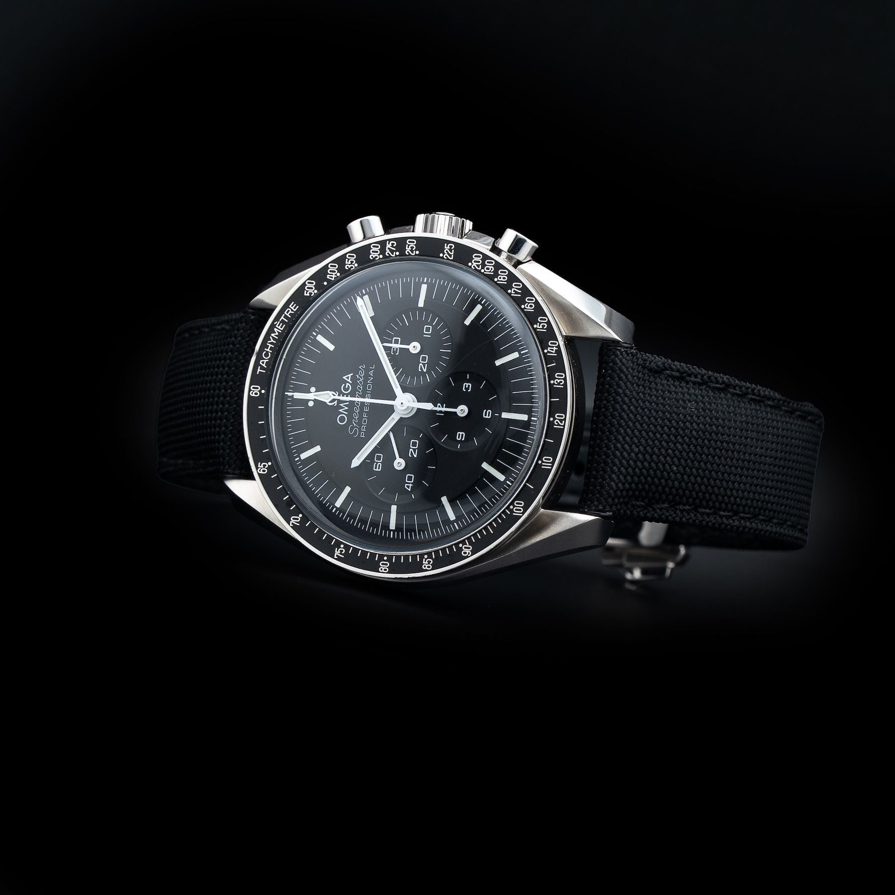 Omega 310.32.42.50.01.001 Speedmaster Professional Moonwatch