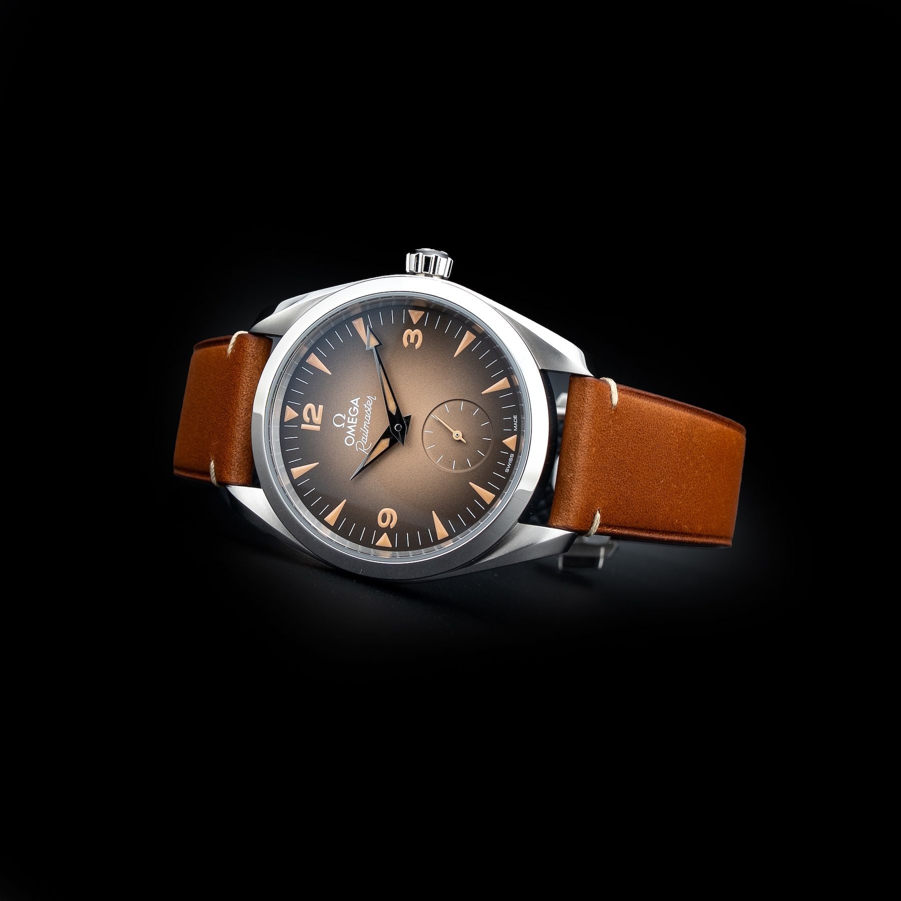Omega 235.12.38.20.13.001 Railmaster on Strap